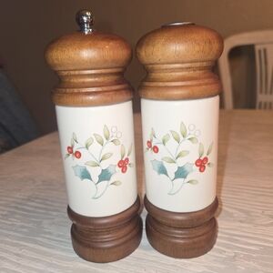 Wooden Pepper and Salt Grinder Set with Floral Design Mr Dudley Winterberry